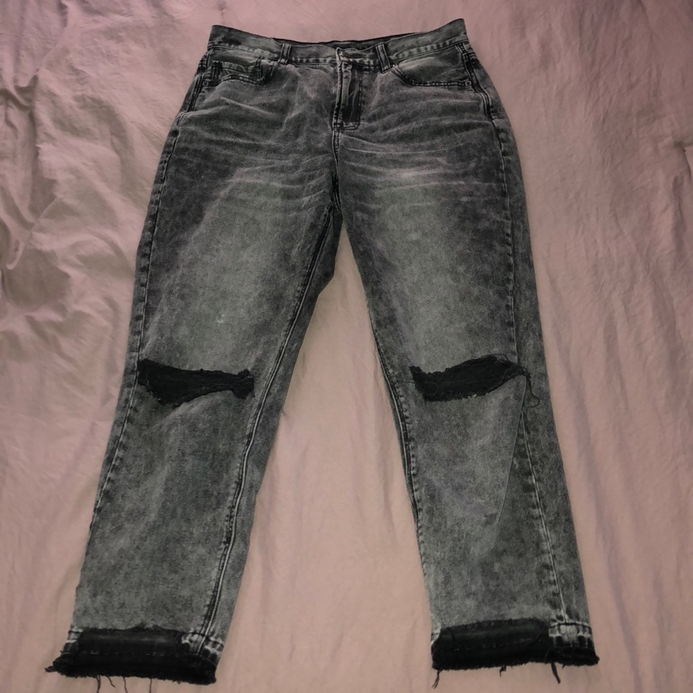 American eagle mom jeans